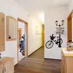 Διαμέρισμα Kirsten's Hike N Bike